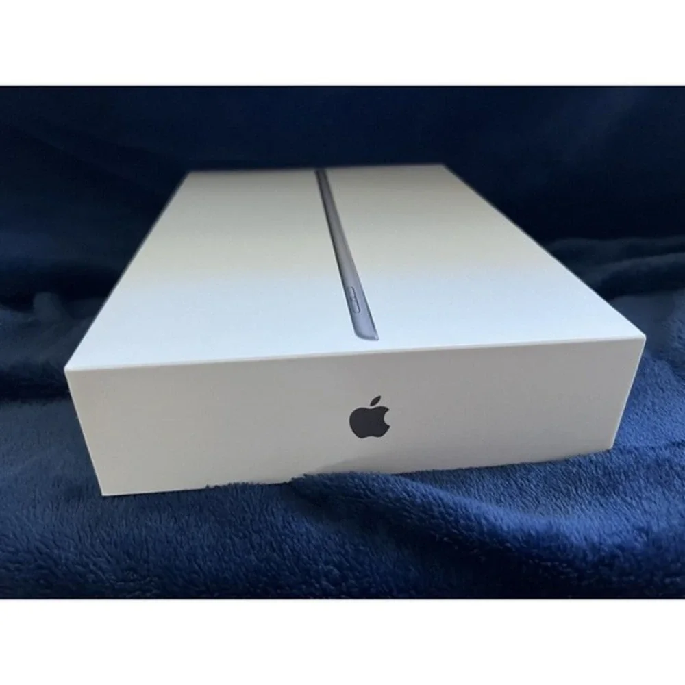 EMPTY BOX ONLY Apple iPad 9th‎ Generation Wi-Fi 64GB